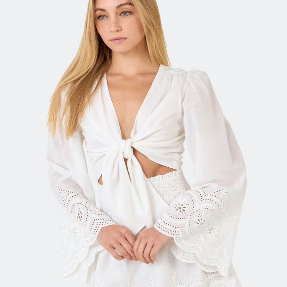 Free the Roses Front Tie Laced Crop Top